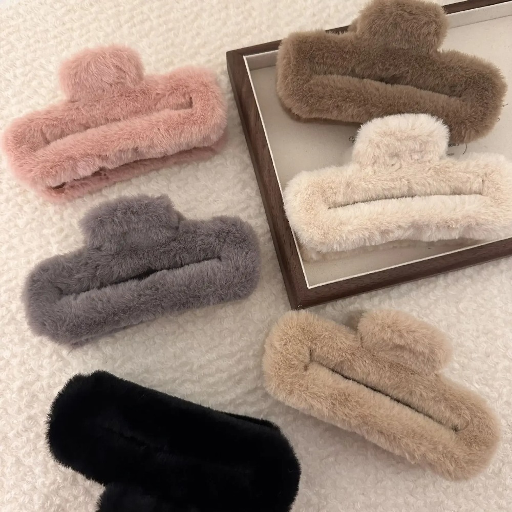 Winter Fluffy Plush Faux Fur B - Hair Clip Claw Large のレビューと価格