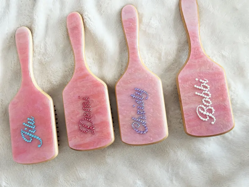 Custom Big Size Name Hair Brus - Hair Care China のレビューと価格